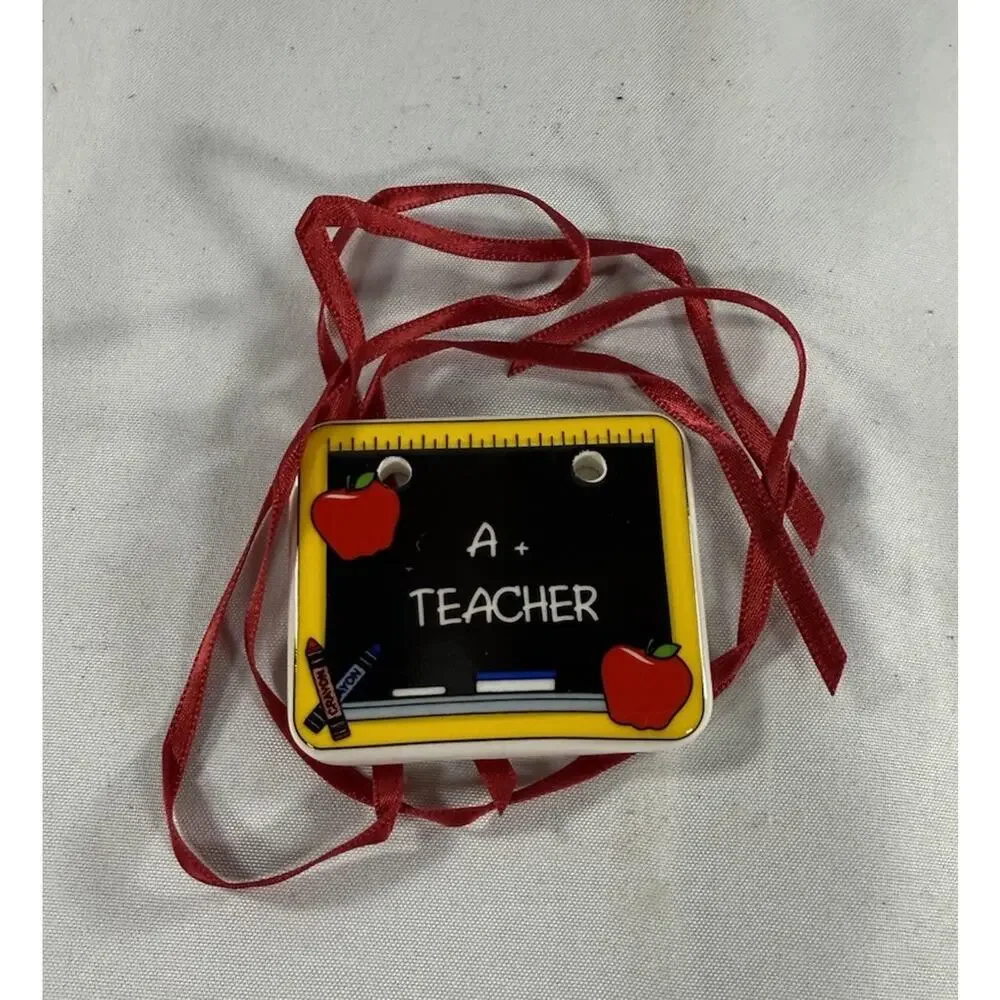 Longaberger A+ Teacher Tie-On #36617 Chalkboard Apples